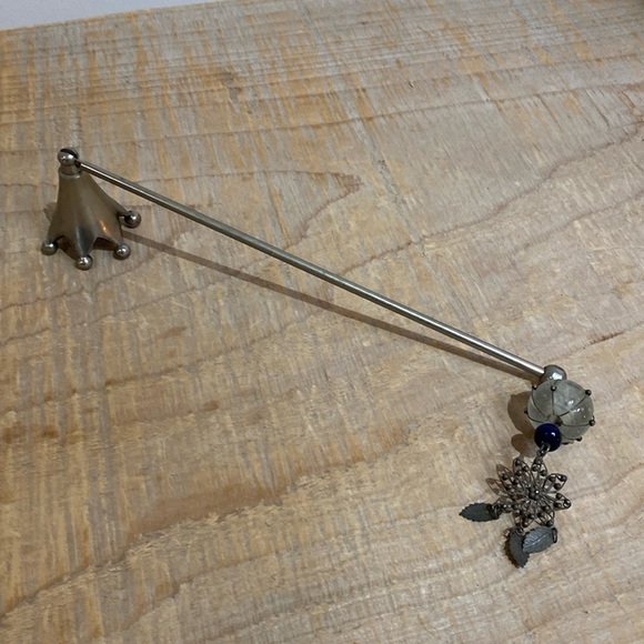 Metal candle snuffer - Picture 3 of 5
